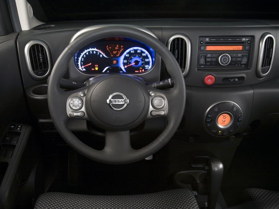 Торпедо Nissan Cube (Z12) 2009 года  (US) (фото 60 из 84)